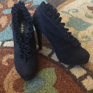 Fredrick’s of Hollywood Black velvet like heels